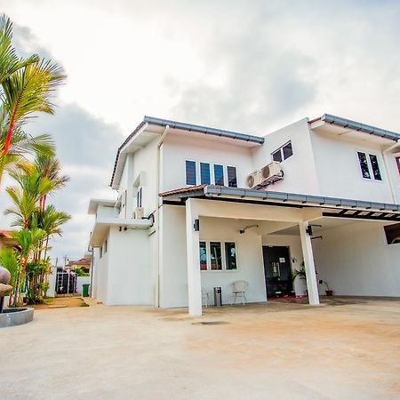Kb50 Guesthouse Kuantan Luaran gambar
